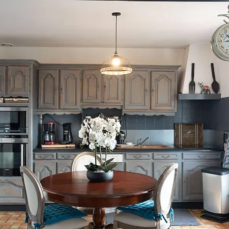 Nocleg ze śniadaniem D Hotes Les Papillons