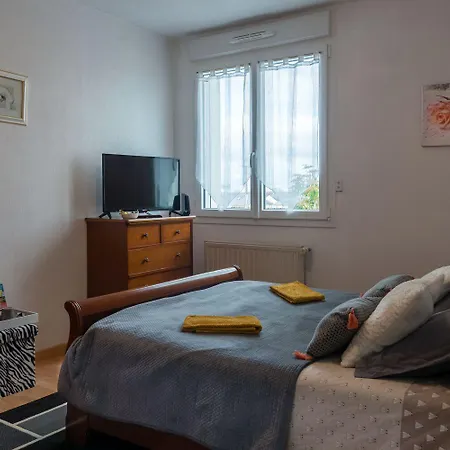 D Hotes Les Papillons 3* Évron